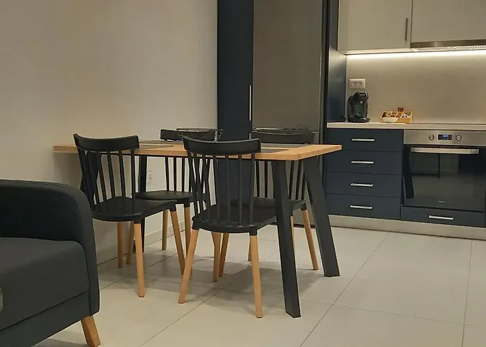 V Διαμέρισμα *