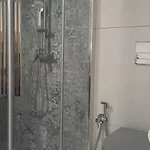 V Διαμέρισμα *
